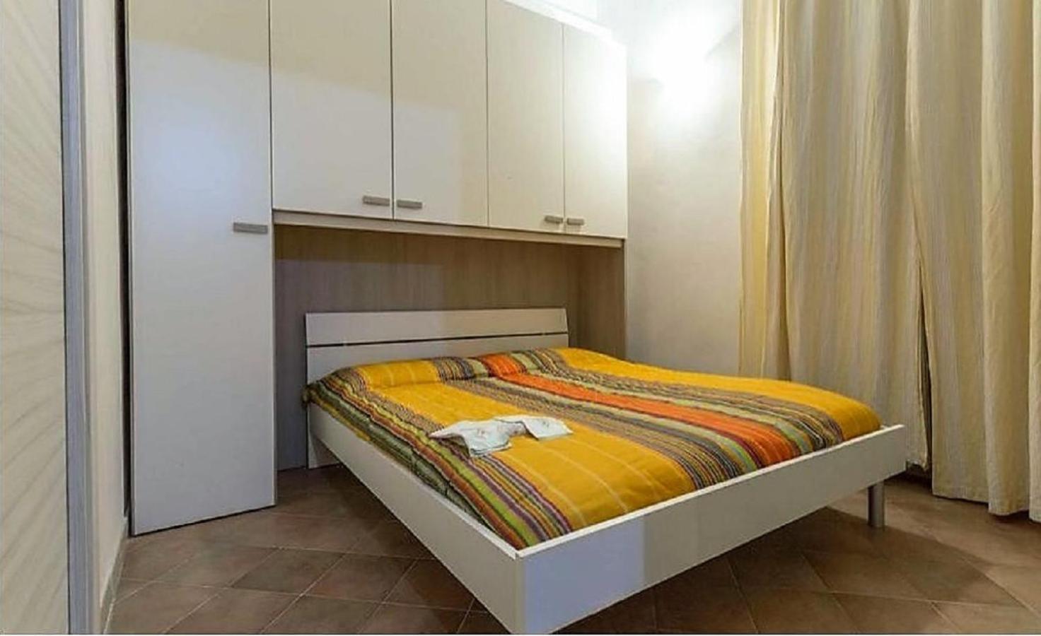 Manzoni House Lägenhet Lecce Exteriör bild